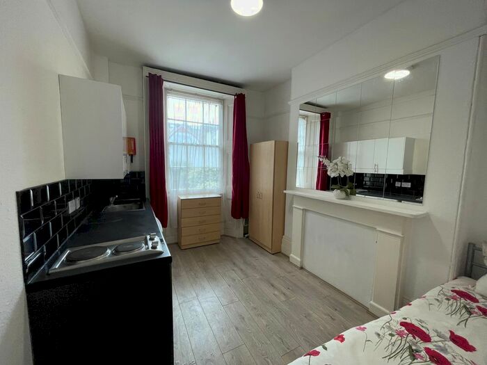 Studio To Rent In Oakley Street, London, SW3