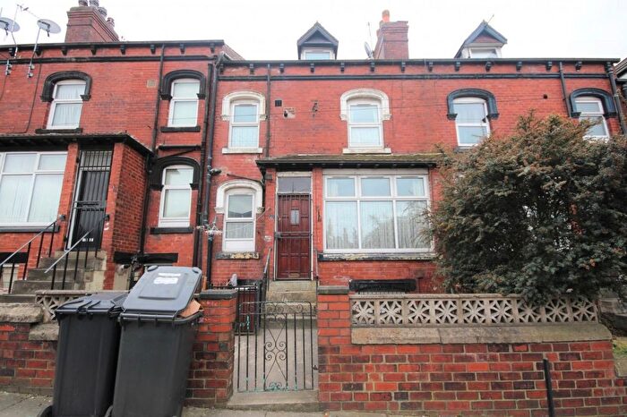2 Bedroom Terraced House To Rent In Luxor Road, Leeds, West Yorkshire, LS8