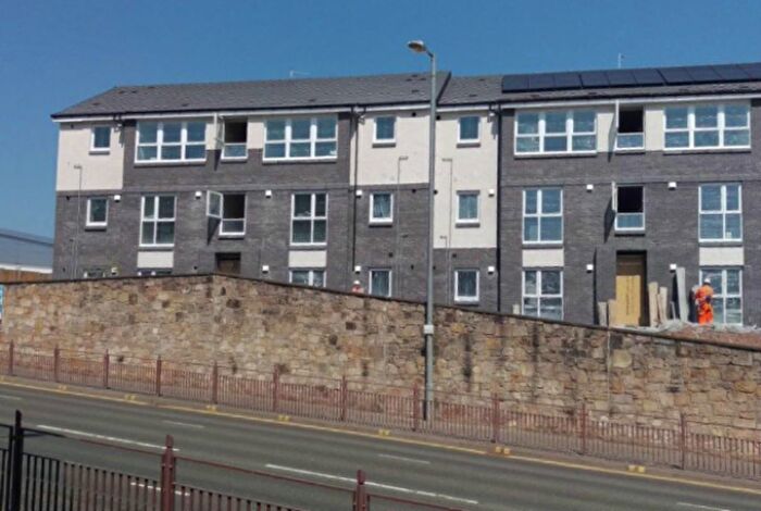 2 Bedroom Flat To Rent In Tom Mccabe Gardens, Hamilton, ML3