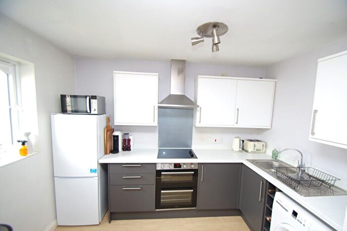1 Bedroom Flat To Rent In Wellington House, Exeter Close, Watford, WD24