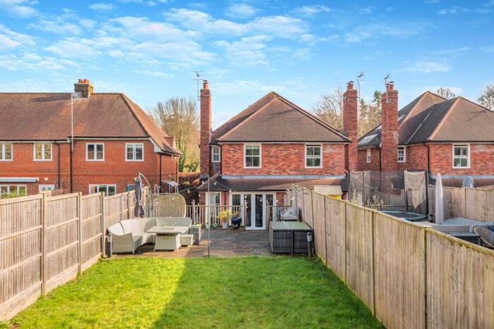 4 Bedroom Semi-Detached House For Sale In Highfield Grange, Peaslake, Guildford, GU5