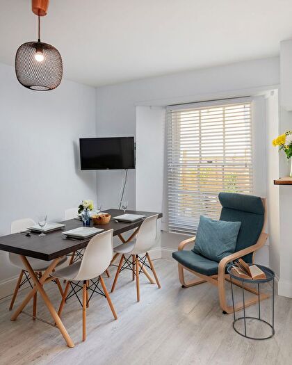 2 Bedroom Flat For Sale In Dart Retreat, Victoria Road, Dartmouth, Devon, TQ6