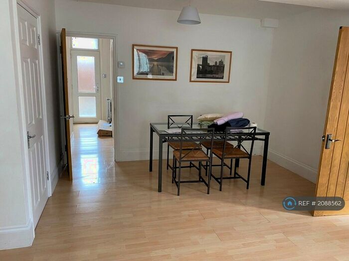 4 Bedroom Terraced House To Rent In Chevington, London, NW2