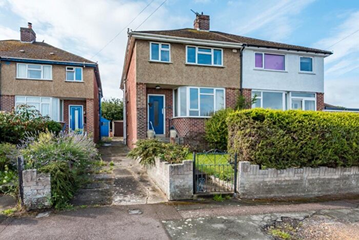 3 Bedroom Semi-Detached House To Rent In Maple Close, Oxford, OX2