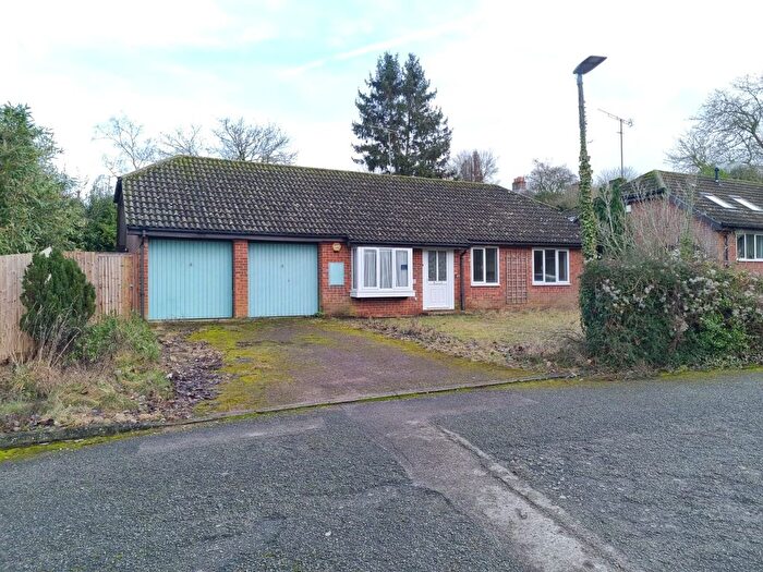 4 Bedroom Bungalow For Sale In Mimram Close, Whitwell, Hitchin, Hertfordshire, SG4