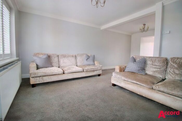 3 Bedroom Terraced House To Rent In Heron Way, Upminster, RM14