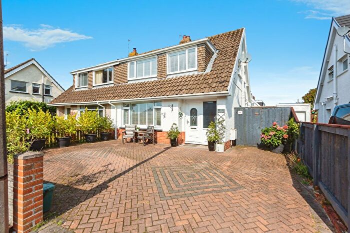 3 Bedroom Semi-Detached House For Sale In Beaufort Drive, Kittle, Swansea, SA3