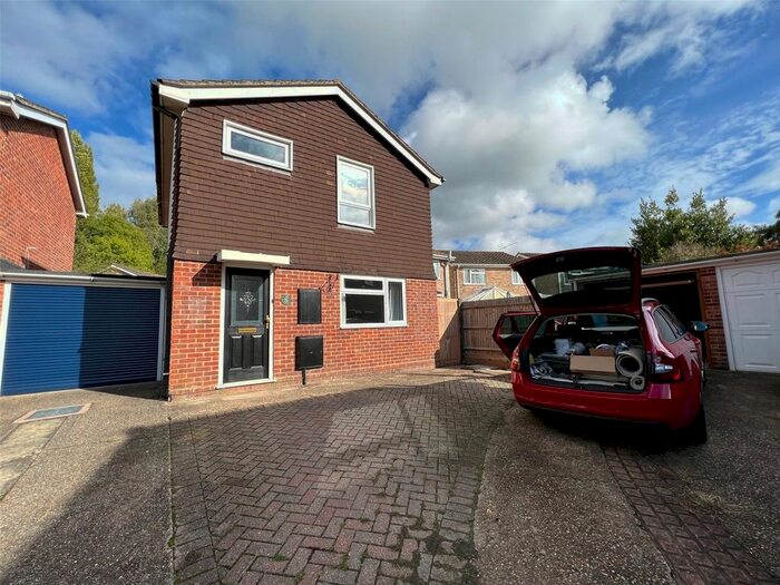 3 Bedroom Detached House To Rent In Totnes Close, Eastleigh, Hampshire, SO50