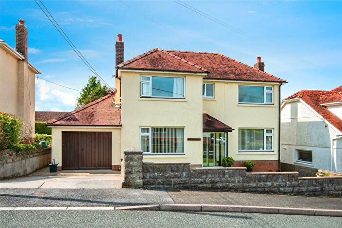 3 Bedroom Detached House For Sale In Cwmffrwd, Carmarthen, Carmarthenshire, SA31