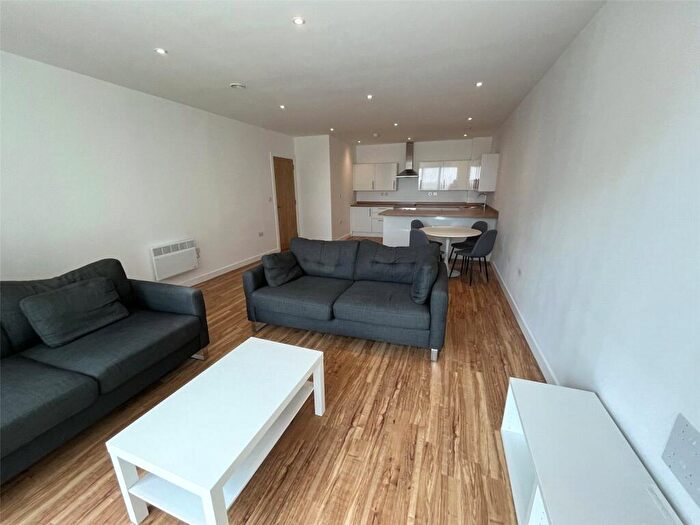 3 Bedroom Flat To Rent In Chatham Waters, South House, Gillingham Gate Road, Gillingham, ME4