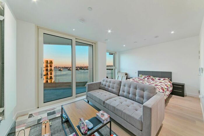 Studio To Rent In Carrick House, Royal Wharf, London, E16