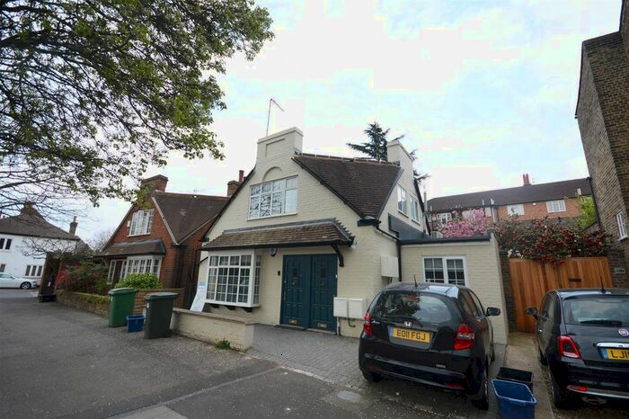 1 Bedroom Maisonette To Rent In Kew Road, Kew, Richmond, TW9