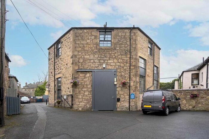 2 Bedroom Flat For Sale In Cow Wynd, Falkirk, FK1