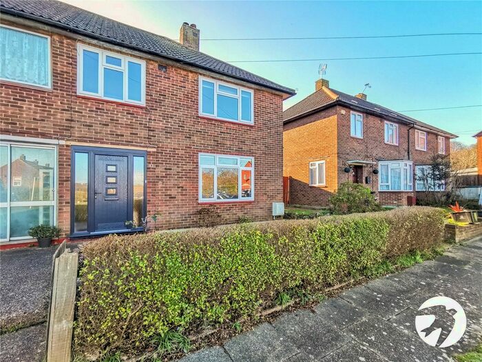 3 Bedroom Detached House To Rent In Wisley Road, Orpington, Kent, BR5