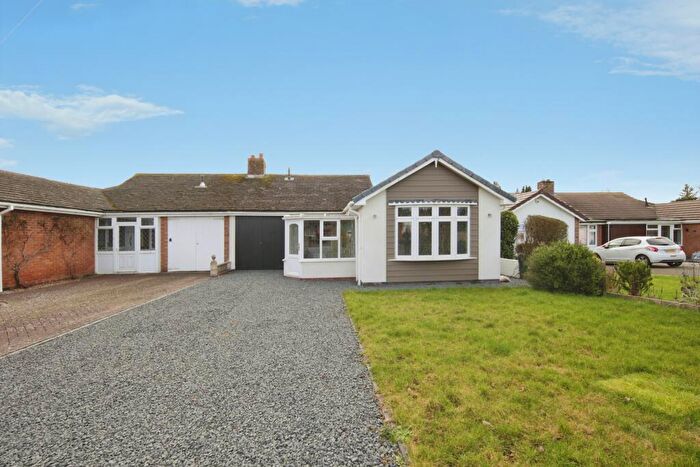3 Bedroom Bungalow To Rent In Sedgemere Grove, CV7