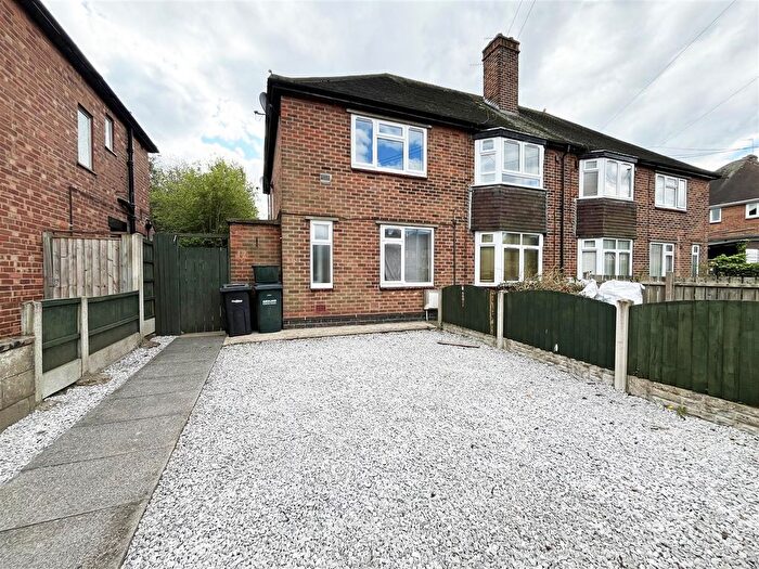 2 Bedroom Maisonette To Rent In Valley Road, Carlton, Nottingham, NG4