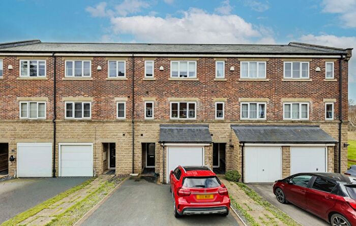 4 Bedroom Terraced House For Sale In Horsforde View, Leeds, West Yorkshire, LS13