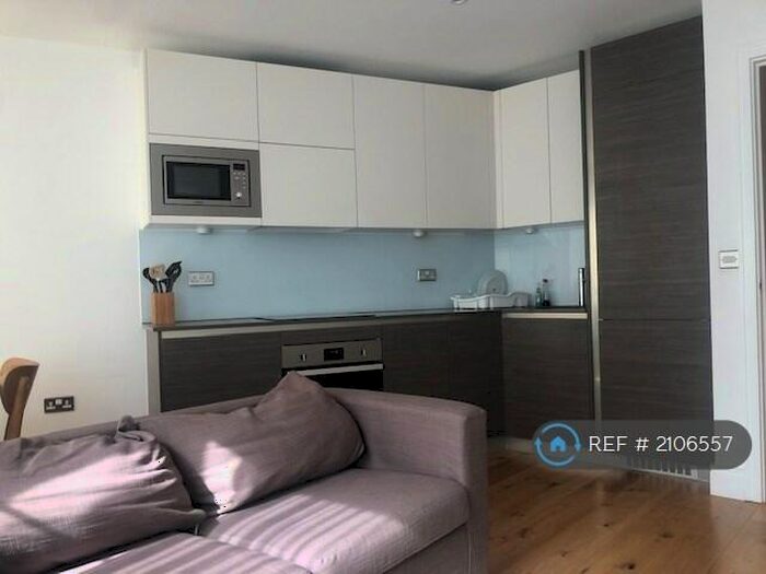 1 Bedroom Flat To Rent In Riverdale House, London, SE13