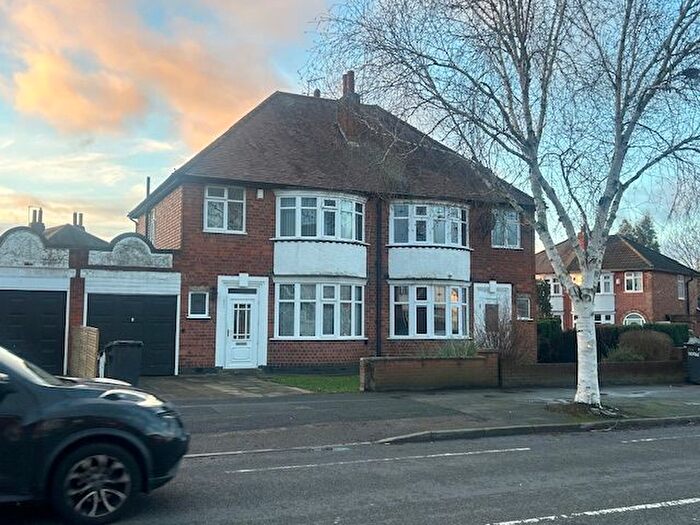 3 Bedroom Semi-Detached House To Rent In Aberdale Road, Leicester, LE2