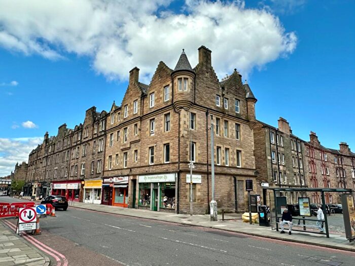 2 Bedroom Flat To Rent In Gorgie Road, Edinburgh, EH11