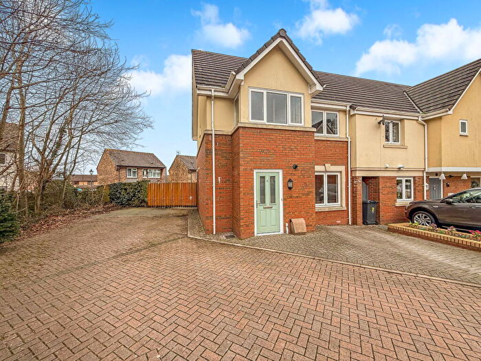 3 Bedroom End Of Terrace House For Sale In Brynsworthy Court, Roundswell, Barnstaple, North Devon, EX31