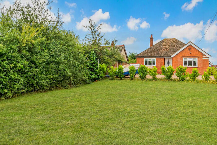 3 Bedroom Detached Bungalow For Sale In Layer Breton, Colchester, CO2