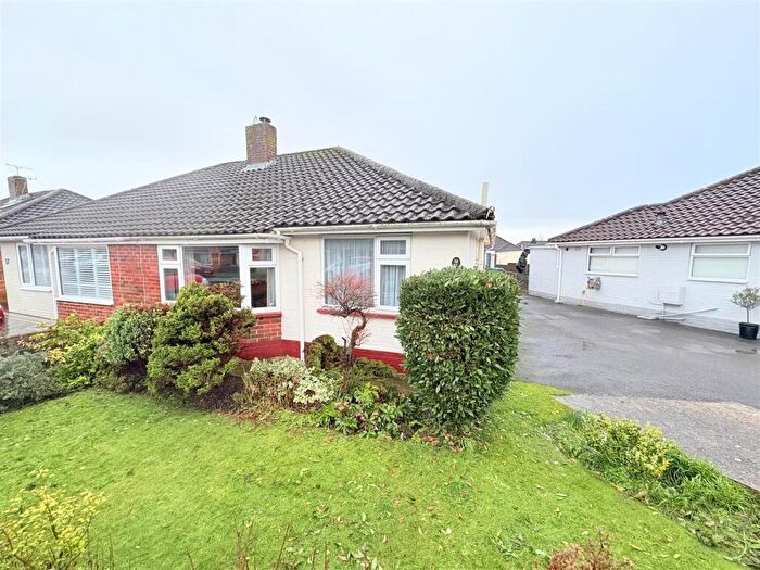 2 Bedroom Semi-Detached Bungalow For Sale In Queens Crescent, Stubbington, Fareham, PO14