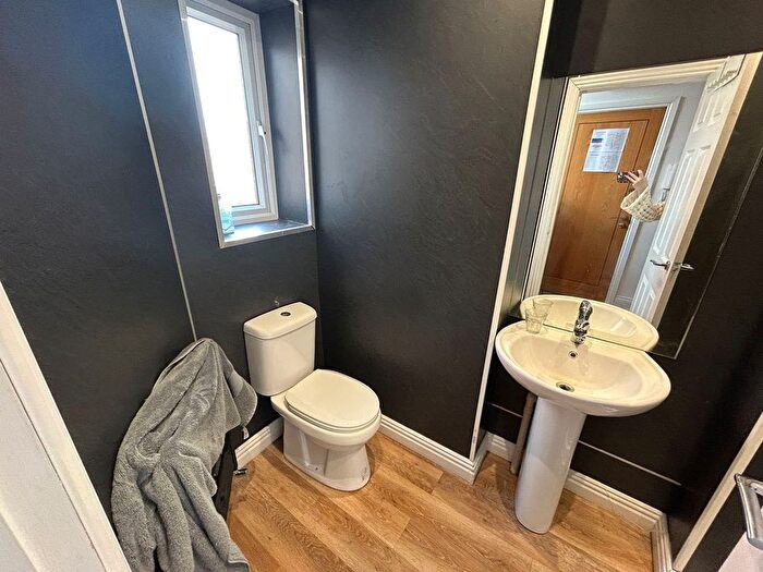 1 Bedroom Semi-Detached House To Rent In Osborne Terrace, Newcastle Upon Tyne, NE2