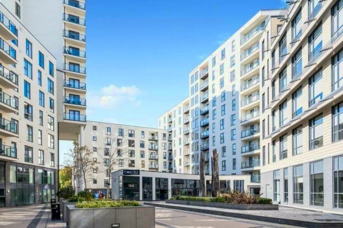 1 Bedroom Apartment To Rent In Woking, GU22