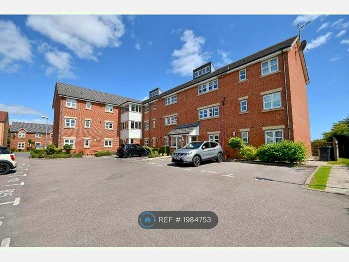 2 Bedroom Flat To Rent In West Moor, Newcastle Upon Tyne, NE12