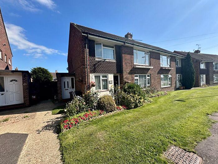 2 Bedroom Flat To Rent In Gilbert Road, Chichester, PO19