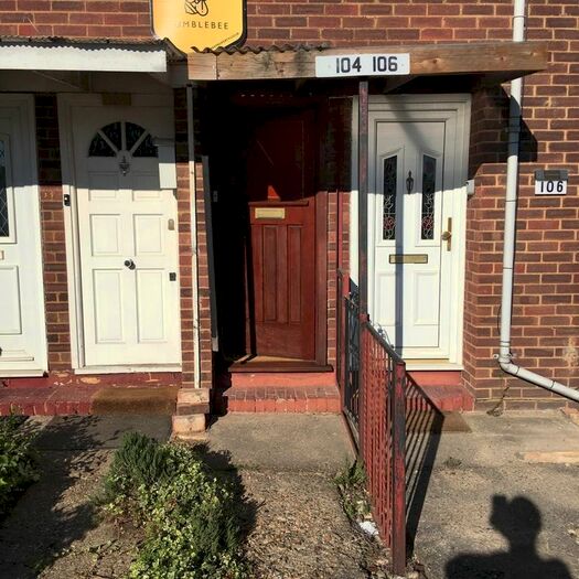 2 Bedroom Flat To Rent In Barnet Road, Potters Bar, EN6