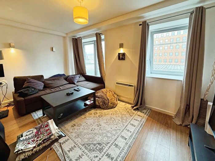 1 Bedroom Flat To Rent In Basilica, King Charles Street, Leeds, West Yorkshire, LS1