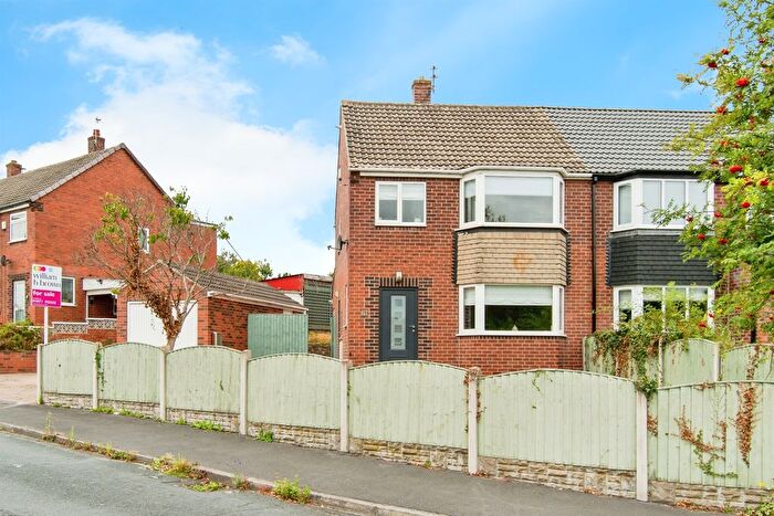 3 Bedroom Semi-Detached House For Sale In Birch Grove, Castleford, WF10