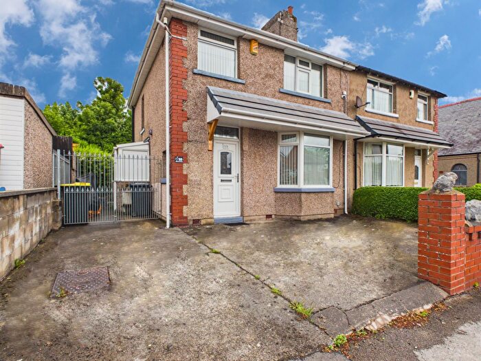 3 Bedroom Semi-Detached House For Sale In West End Road, Morecambe, LA4