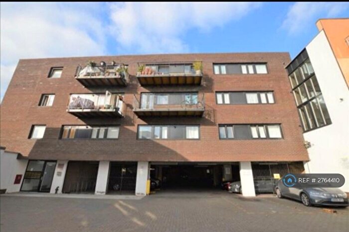 1 Bedroom Flat To Rent In Odeon Parade, London, SE9