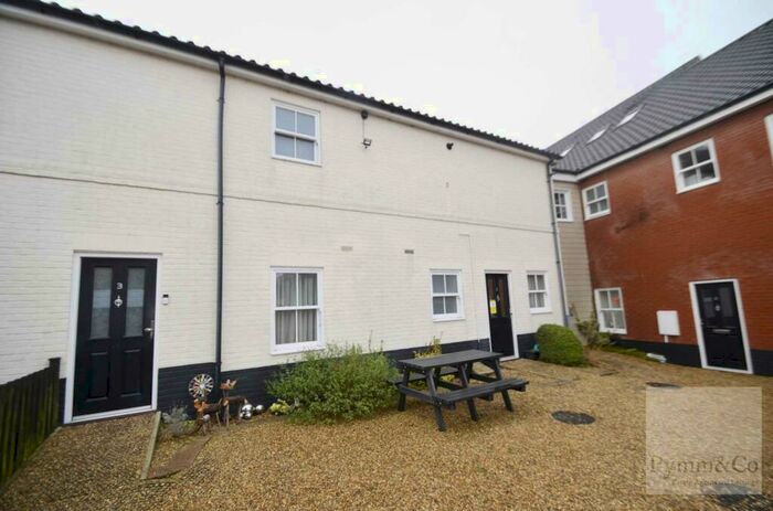 2 Bedroom Town House To Rent In Woodman Court, Norwich, NR7