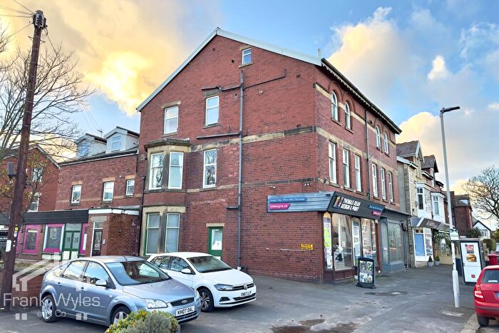 2 Bedroom Flat To Rent In Derbe Road, Lytham St. Annes, Lancashire, FY8