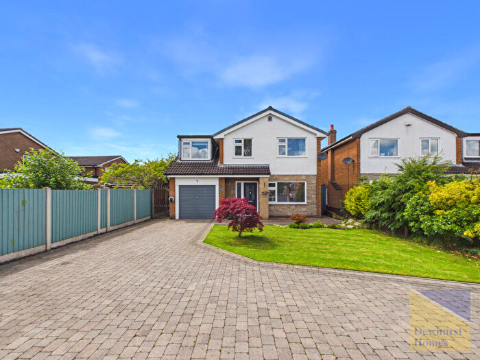 4 Bedroom Detached House For Sale In Ganton Court, Penwortham, PR1