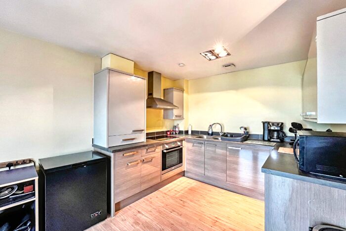 1 Bedroom Flat For Sale In Mistletoe Court, Seacole Crescent, Old Town, SN1