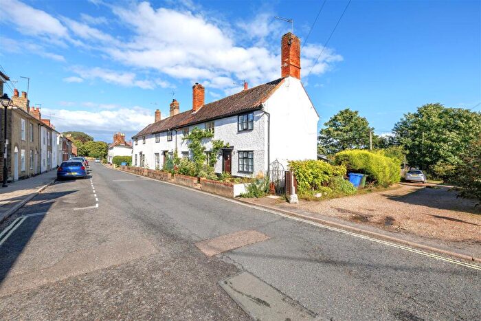 1 Bedroom End Of Terrace House For Sale In London Road, Halesworth, IP19