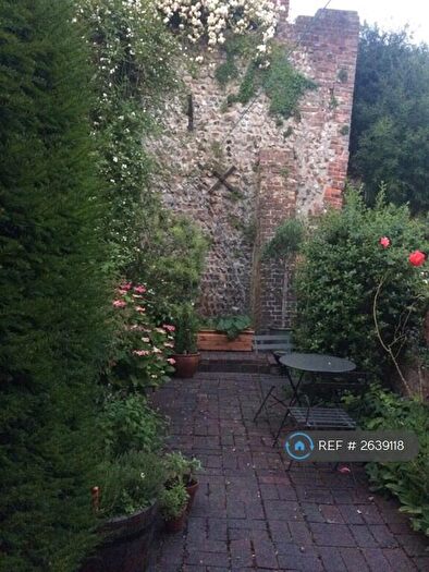 2 Bedroom Terraced House To Rent In Keere Street, Lewes, BN7