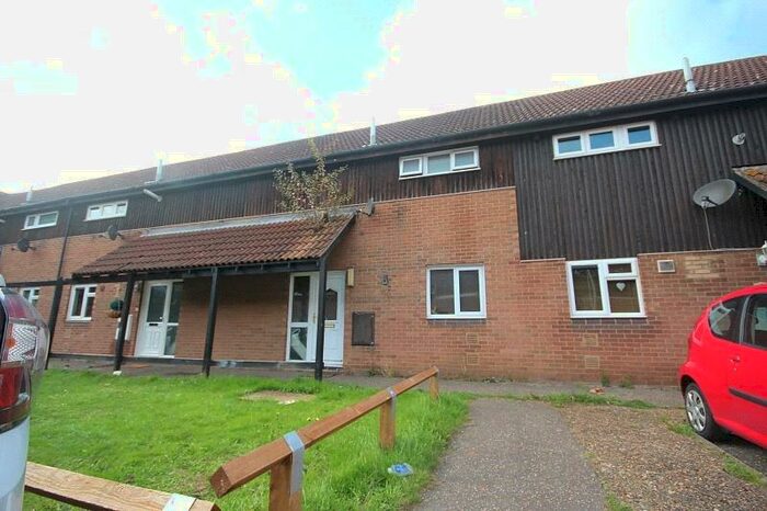 3 Bedroom Terraced House To Rent In Great Ranton, Basildon, Essex, SS13