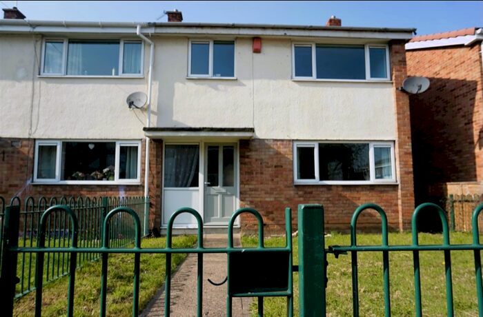 3 Bedroom Terraced House To Rent In Trafalgar Way, Doncaster, South Yorkshire, DN6