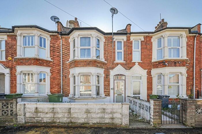 3 Bedroom Terraced House For Sale In William Street, Leyton, London, E10