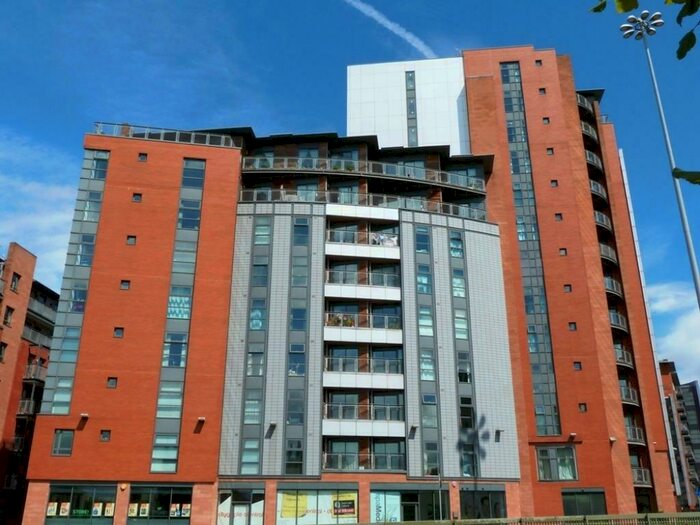 2 Bedroom Flat To Rent In City Gate, Blantyre Street, Castlefield, Manchester, M15