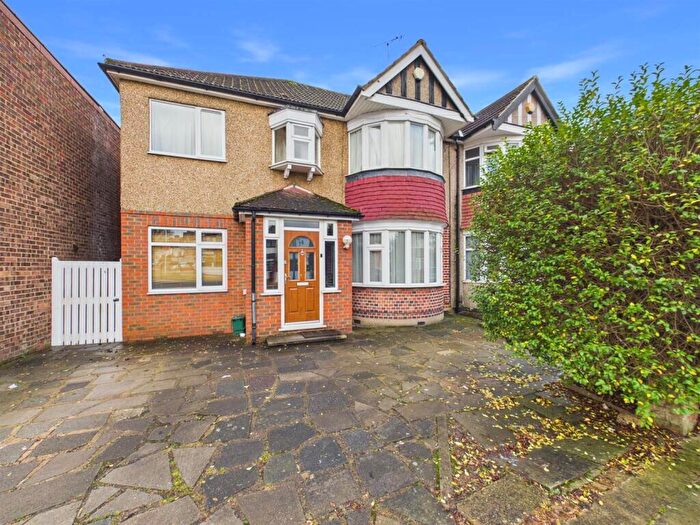 4 Bedroom Semi Detached House For Sale In Torrington Road, Ruislip, Middlesex, HA4