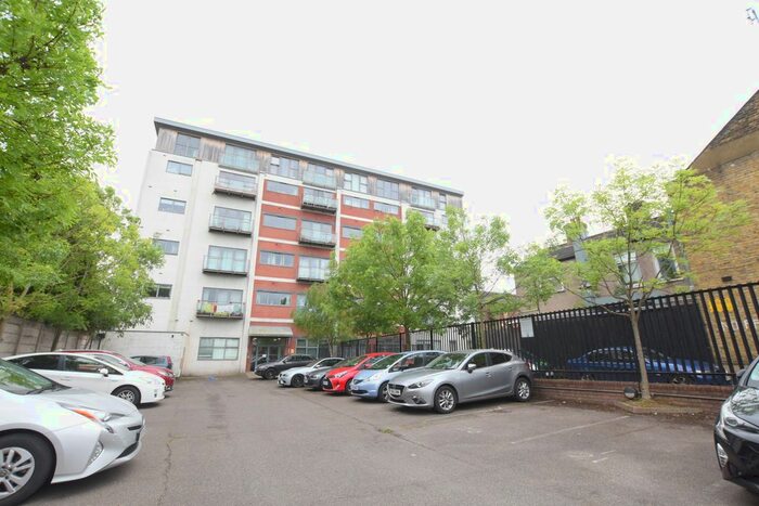 2 Bedroom Flat To Rent In Ley Street, Ilford, IG1