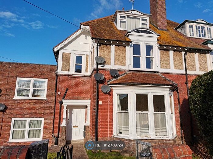 2 Bedroom Flat To Rent In Halvette, Weymouth, DT4