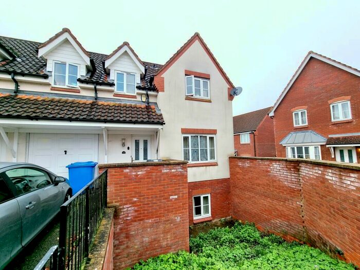 Studio To Rent In Thacker Way, NR5